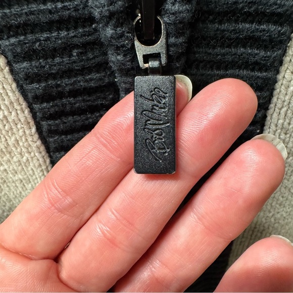 Bob Mackie Wearable Art zip up sweater paisley womens small black lt taupe - Picture 8 of 9